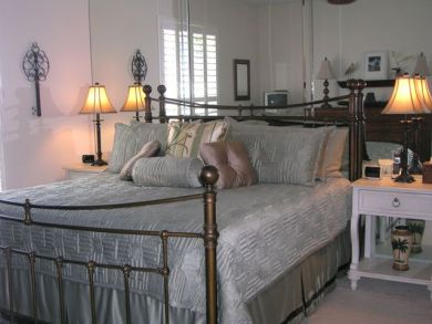 Naples Condo 920315