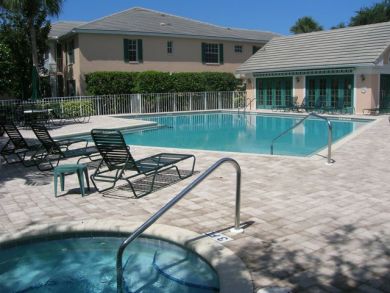 Naples Condo 920315