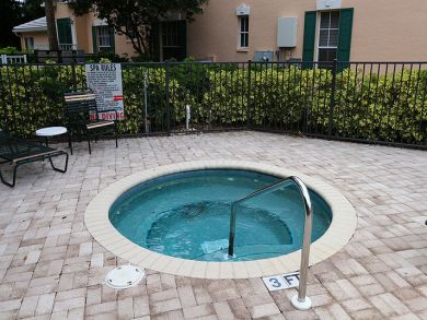 Naples Condo 920317