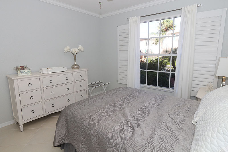 Naples Condo 920318