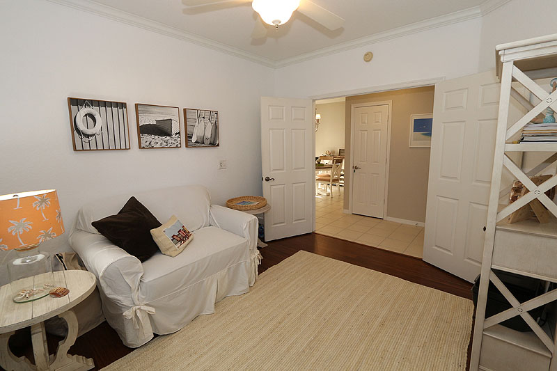 Naples Condo 920318