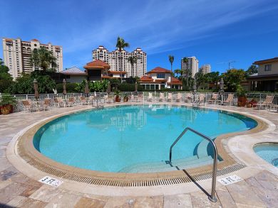 Naples Condo 920325