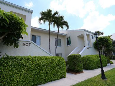 Naples Condo 920326