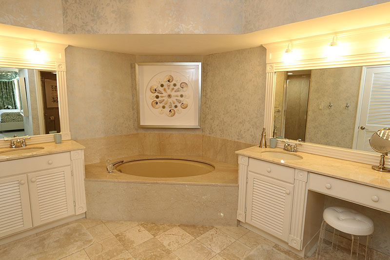 Naples Condo 920337 Naples Condo 920337