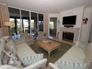 Naples Condo 920345