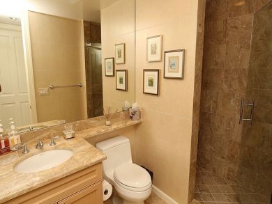 Naples Condo 920345