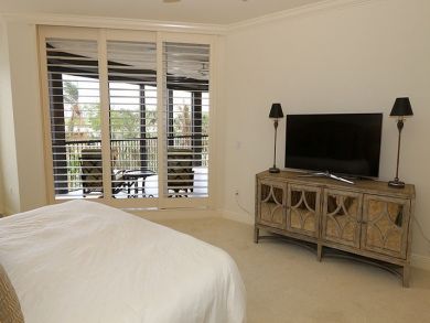 Naples Condo 920345