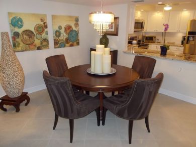 Naples Vacation Condo Two Bedrooms Communal Pool Sleeps Six