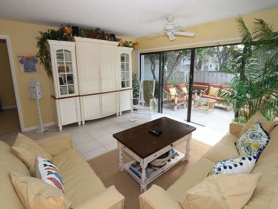 Naples Condo 920380