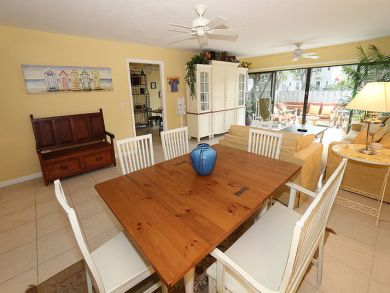 Naples Condo 920380
