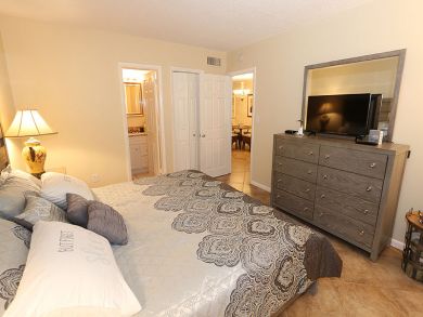 Naples Condo 920383 Naples Condo 920383