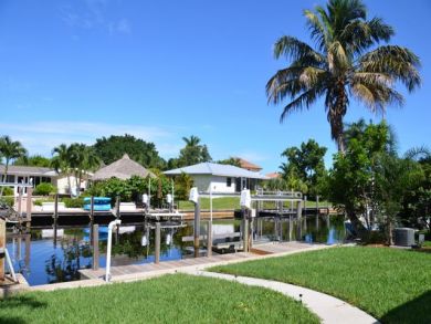 Naples Home 920397