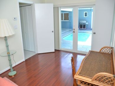 Naples Home 920397