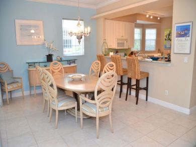 Naples Condo 920410