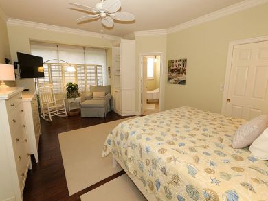 Naples Condo 920426