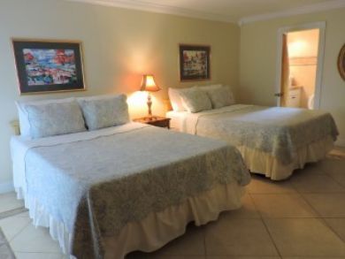Full Gulf Views Vacation Villa  Sleeps Eighteen Guests.