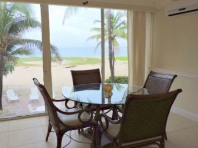 Full Gulf Views Vacation Villa  Sleeps Eighteen Guests.