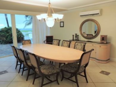 Full Gulf Views Vacation Villa  Sleeps Eighteen Guests.