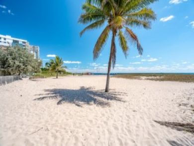 Fort Lauderdale Vacation Villa Sleeps Ten Guests.