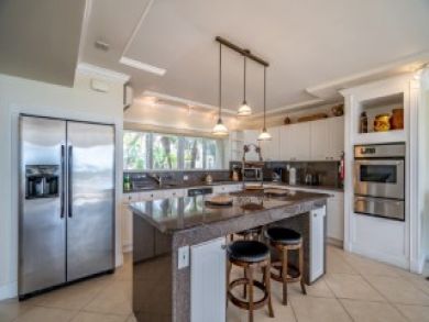 Fort Lauderdale Vacation Villa Sleeps Ten Guests.