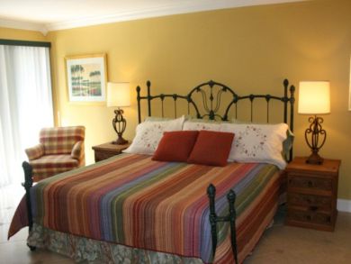 Fort Lauderdale Vacation Villa Sleeps Seven Guests.