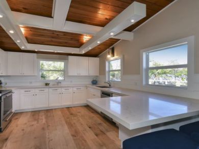 Islamorada Vacation Villa Sleeps Four Guests.