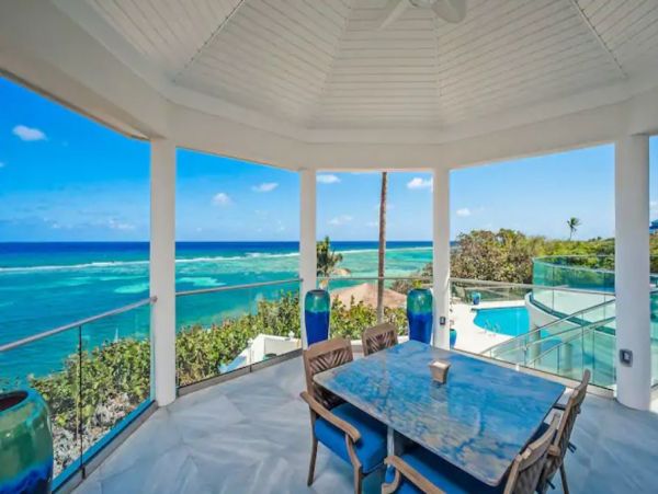 Cayman Islands Private Beach!