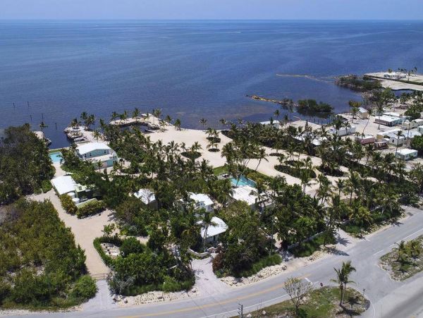 Islamorada Vacation Villa Sleeps Five Guests