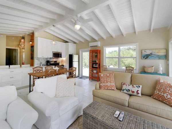 Islamorada Vacation Villa Sleeps Five Guests