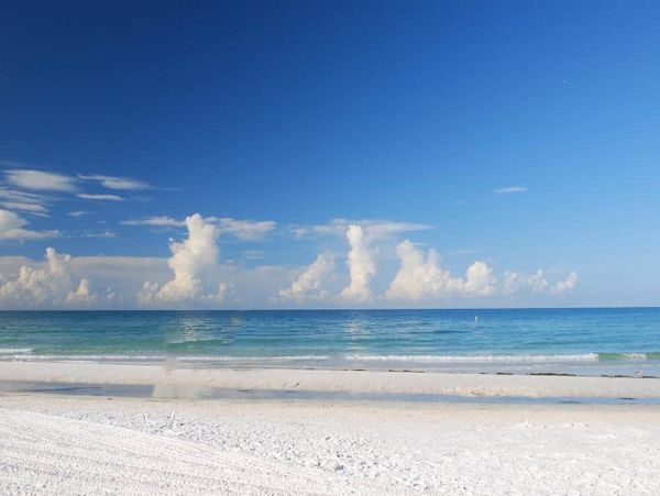 Siesta Key Vacation Rental 2-Bedroom Condo in Siesta Key Village