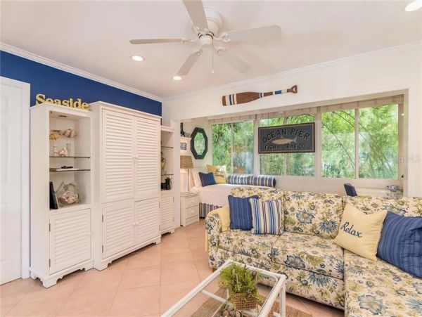 Englewood Vacation Condo One Bedroom Walk to Beach