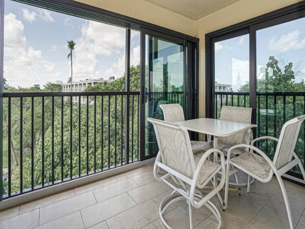 Top Floor Corner Unit West End Value Sanibel Rental