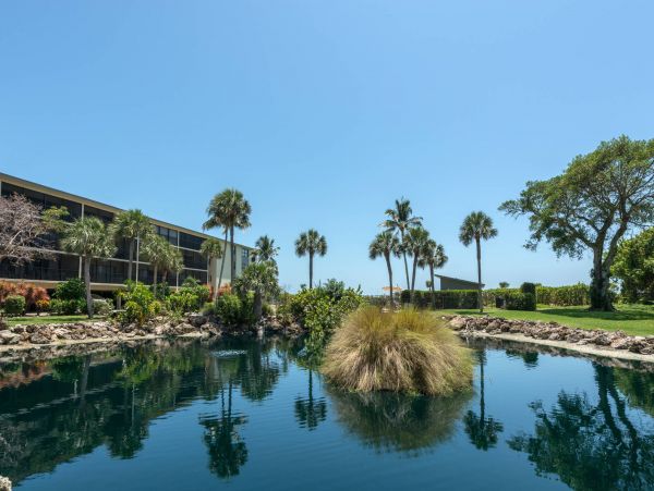 Top Floor Corner Unit West End Value Sanibel Rental