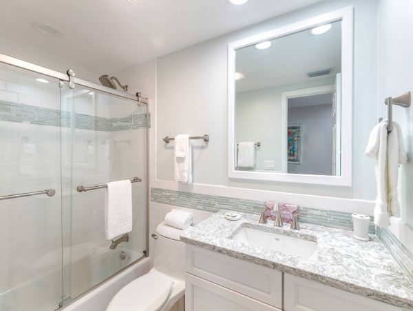 Gulf Views Sanibel Rental Condo at Beach Sleeps Eight