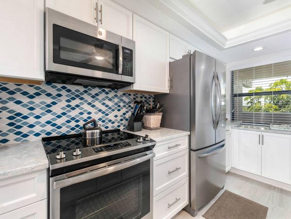 Gulf Views Sanibel Rental Condo at Beach Sleeps Eight