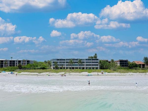 Gulf Views Sanibel Vacation Condo Two Bedroom