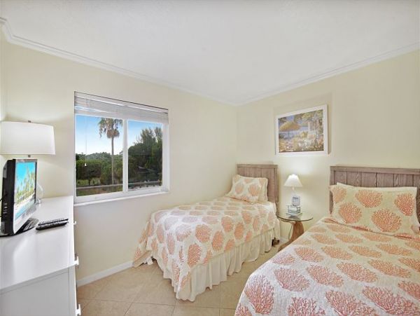 Gulf Views Sanibel Vacation Condo Two Bedroom