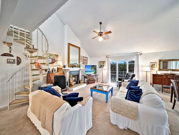 Charming Sanibel 2 Bedroom Vacation Home