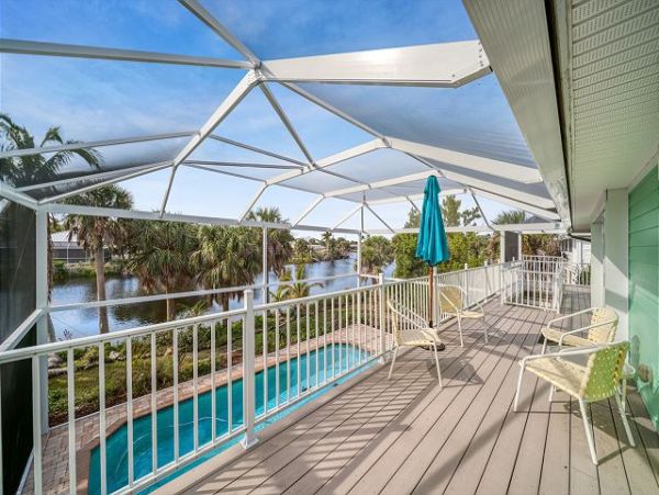 Charming Sanibel 2 Bedroom Vacation Home