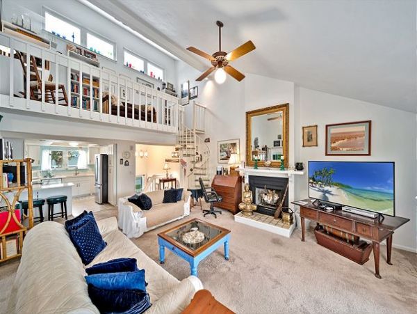 Charming Sanibel 2 Bedroom Vacation Home