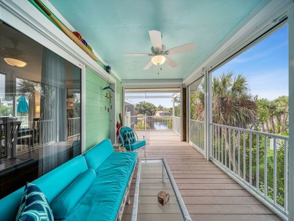 Charming Sanibel 2 Bedroom Vacation Home