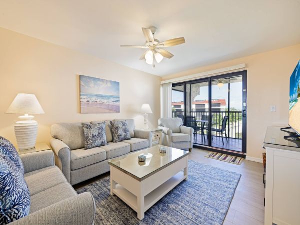 Sanibel Vacation Rental - Beachfront Condo with Pool, Tennis & Gulf Views