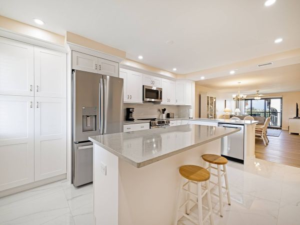 Sanibel Vacation Rental - Beachfront Condo with Pool, Tennis & Gulf Views