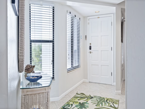 Boutique Beach Complex Pool Amenities