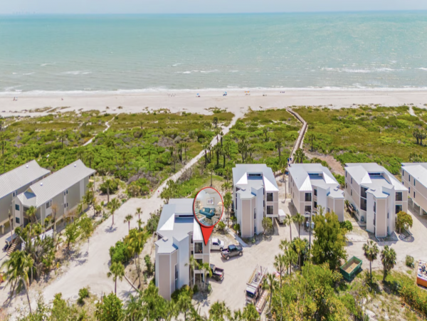 Boutique Beach Complex Pool Amenities