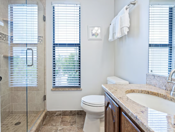 Boutique Beach Complex Pool Amenities