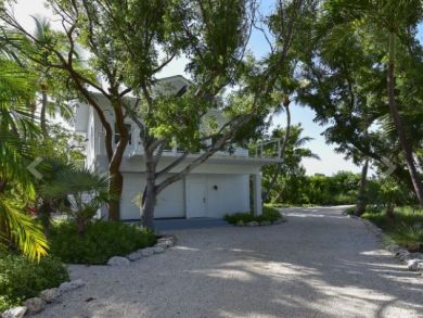 Islamorada Vacation Villa Sleeps two Guests.