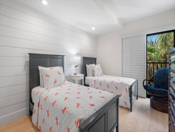 Sanibel Island Gulf Front Vacation Rental - Three Bedroom Sanibel Beachfront Condo