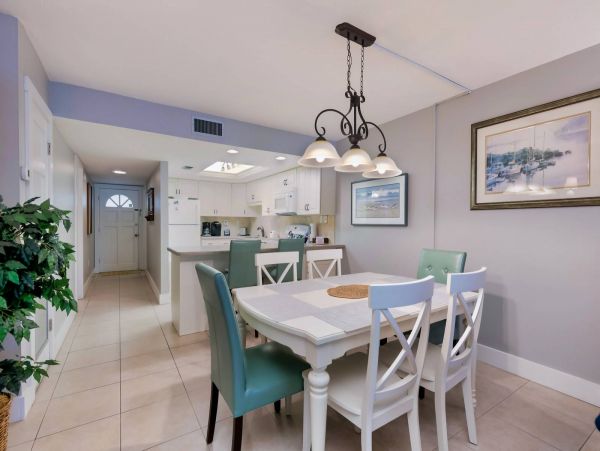 Sanibel Vacation Rental Condo Two Bedrooms