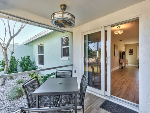 Beautiful Vacation Rental Home 4 Bedrooms Sleeps 12
